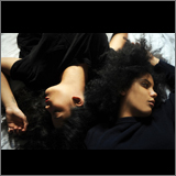 フランス／キューバ出身の双子デュオ、イベイーの初来日公演が開催決定