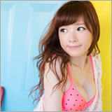 “エロ過ぎるジャズピアニスト”高木里代子デビューアルバム発表＆新ビジュアル公開