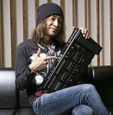 月刊サウンド・デザイナー2月号で、発売前のズームのニューマルチ「G5n」の試奏レポートを独占最速掲載