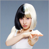 シーア、「アライヴ」日本版MVで土屋太鳳が壮絶ダンスを披露