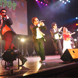 リーマンマイクfeat.今井華、赤坂BLITZで圧巻のパフォーマンス！