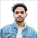 マット・キャブ、自身初となるウィンター・カバーアルバムのリリースが決定