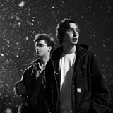 サマソニに出演するホイットニーがカバー曲を収録した12インチを発売することが決定！