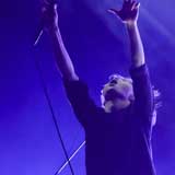 辻村有記（ex.HaKU）、初のソロワンマンライブで新境地を切り開く