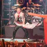 コリィ・テイラー（SLIPKNOT）率いる、ストーン・サワーの東京公演初日ライブレポート！