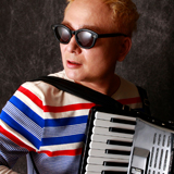 coba、アコーディオンの聖地カステルフィダルド市から世界で３人目の名誉市民賞の受賞！また、ベストアルバム「mania coba 4」発売決定！