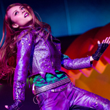 新世代のガールズアイコンMiracle Vell Magic、妖しくもパワフルな一夜限りの「ディセンダント」ライブを開催！