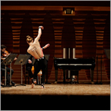 ヤマハ、ダンスでピアノを演奏するコンサート「舞・飛天遊」の一部を動画で公開