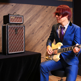 人気ギタリストの西川 進がVOX「MINI SUPERBEETLE」を徹底チェック！