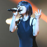 宇多田ヒカル、国内ツアー「Hikaru Utada Laughter in the Dark Tour 2018」がスタート！