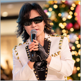 Toshl、カバーアルバム『IM A SINGER』発売記念イベントを都内で開催