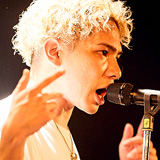 Rude-α（ルードアルファ）、「スマホ時代の新世代ラッパー」ついにメジャーデビュー決定！