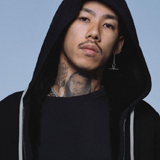 KOHH、Taka（ONE OK ROCK）をフィーチャーした楽曲「I Want a Billion」、360°全方位ミュージック・ビデオフルバージョン公開！