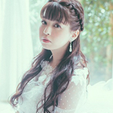 春奈るな、『冴えない彼女の育てかた』シリーズコンプリートEP「glory days」の収録楽曲＆自身がデザインプロデュースした衣装ビジュアルを解禁！