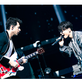 マーク・ロンソンと星野源のダブルヘッドライナーショウ『LIVE IN JAPAN 2019 星野源×MARK RONSON』が201９年12月9日(月)・10(日)に横浜アリーナで開催！