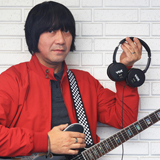 加藤ひさし（THE COLLECTORS）、VOXヘッドホン型アンプ「VGH-AC30」「VGH-ROCK」「VGH-BASS」をレビュー！