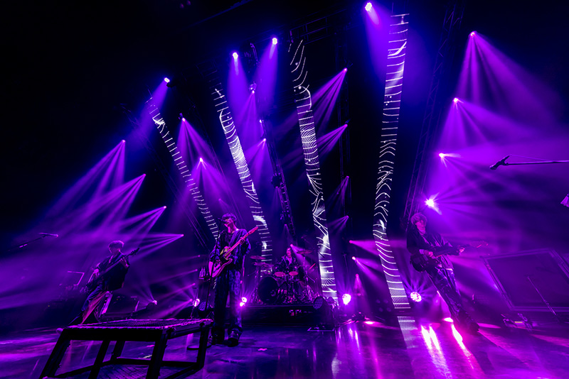 神はサイコロを振らない、Zepp Tour 2023「雪融けを願う飛行船」FINAL、大盛況!! asmiがサプライズ出演し、「朝靄に溶ける」 をコラボで初パフォーマンス!