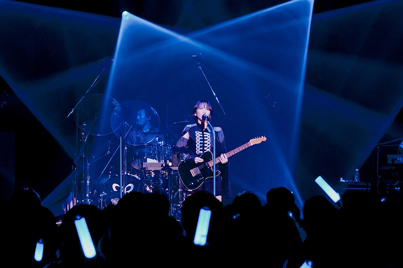 藍井エイル、シングル「PHOENIX PRAYER」発売を記念した、「LIVE HOUSE TOUR 2022～PHOENIX PRAYER～」大阪公演を開催‼