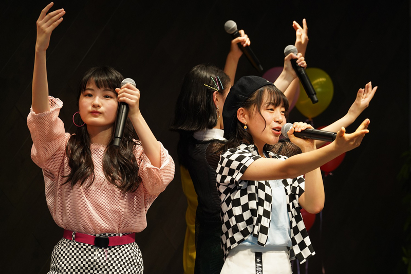 テーマパークガール