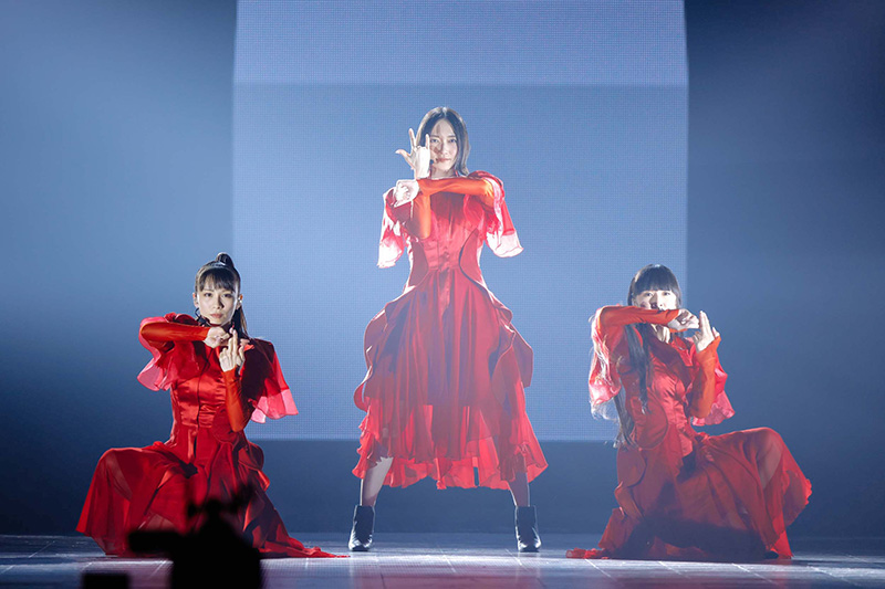 Perfume、約1年半ぶりの有観客ライブ Perfume LIVE 2021 [polygon wave] 終了！