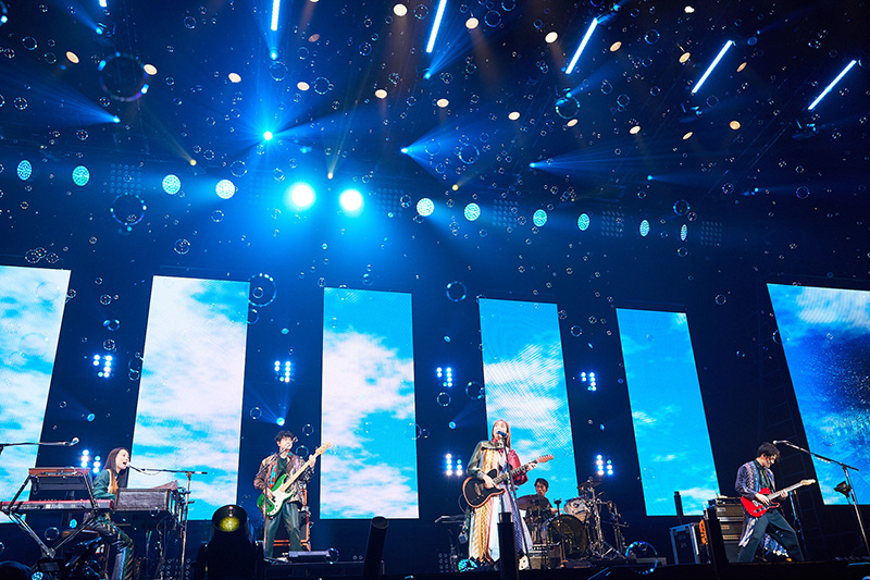 緑黄色社会、日本武道館で初の単独公演を開催!「私たちを《武道館に出たバンド》、それだけで終わらせないでください」