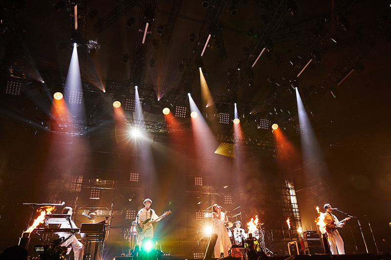 緑黄色社会、日本武道館で初の単独公演を開催!「私たちを《武道館に出たバンド》、それだけで終わらせないでください」