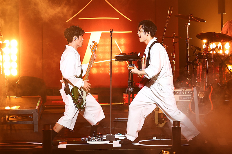 緑黄色社会、日本武道館で初の単独公演を開催!「私たちを《武道館に出たバンド》、それだけで終わらせないでください」
