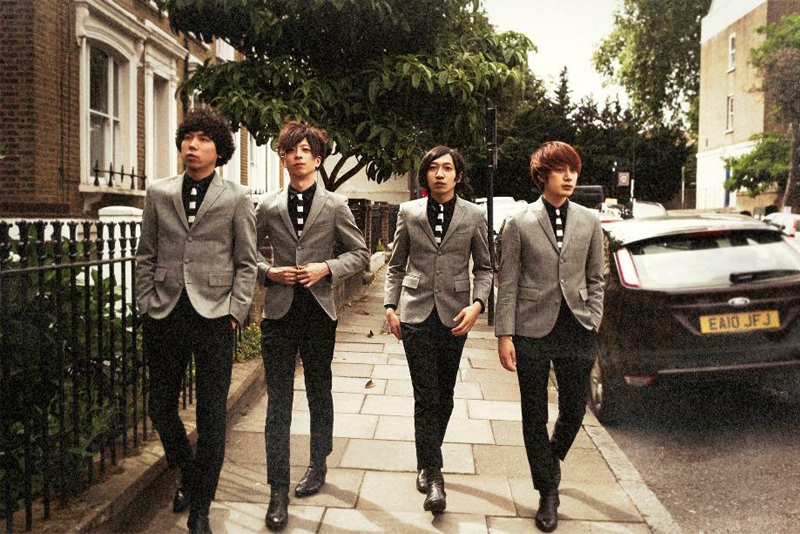  THE BAWDIES