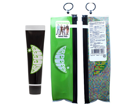 専用歯磨き粉とトラベルセット