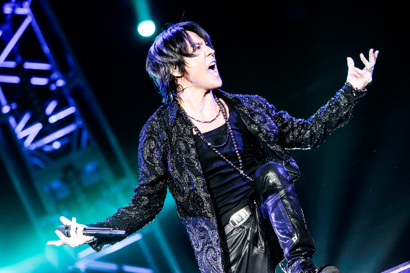 氷室京介が「KYOSUKE HIMURO LAST GIGS」の最終公演を東京ドームにて開催