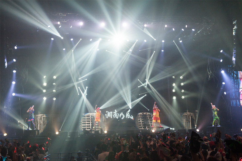 「風伝説 第二章 ～雑巾野郎 ボロボロ一番星TOUR2015～」ファイナル公演の様子