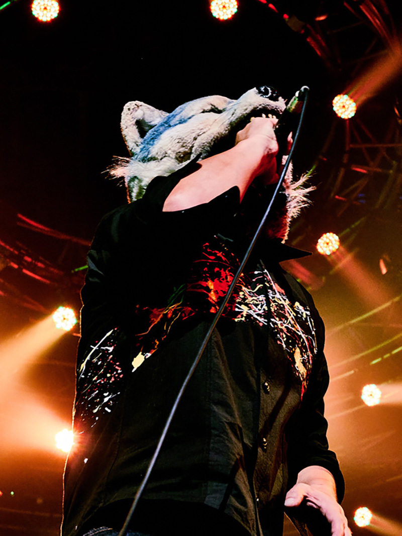 MAN WITH A MISSION、全国ツアー『MAN WITH A MISSION Presents「Merry-Go-Round Tour 2021」』のファイナル公演が大阪城ホールで開催！