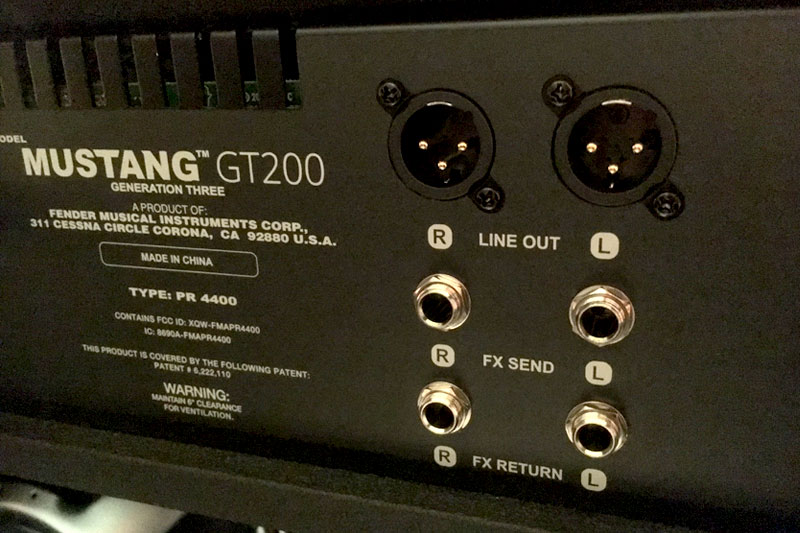 GT200の端子