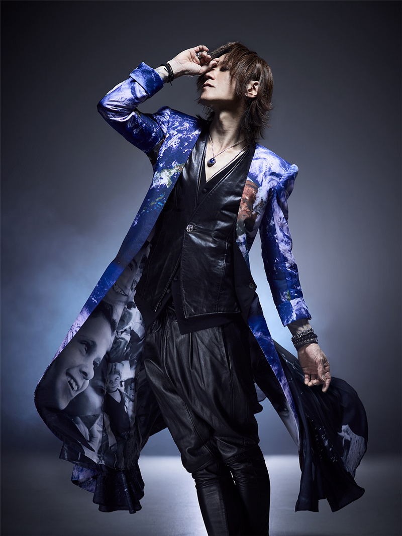 SUGIZO、ベストアルバム『COSMOSCAPEⅡ』発売日の当日夜に特番生配信＆リリースイベントを開催