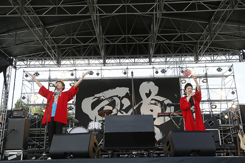 高橋優、第6回目。故郷・秋田県で開催された本人主催フェス「秋田CARAVAN MUSIC FES 2023」で新曲「雪月風花」のリリース情報を解禁！全国ツアーの開催も発表！サプライズゲストとして同郷出身藤あや子さんが登場。