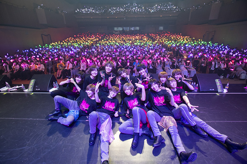 風男塾、15周年記念スペシャルLIVEをLINE CUBE SHIBUYAにて開催! 現役メンバー7名とPR大使の5名、計12名が迫力満点のステージパフォーマンス披露!