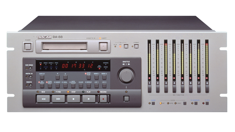 TASCAM DA-88