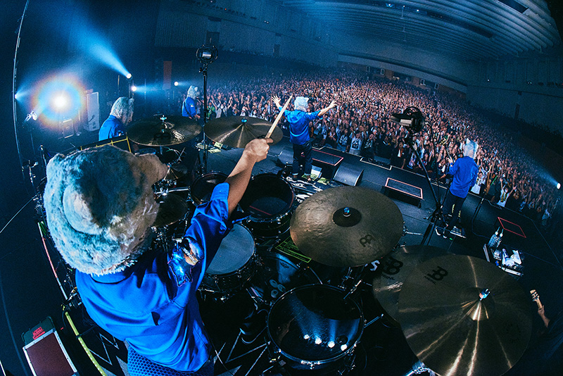 MAN WITH A MISSION、 約4年振りのワールドツアー国内ホール編に幕！