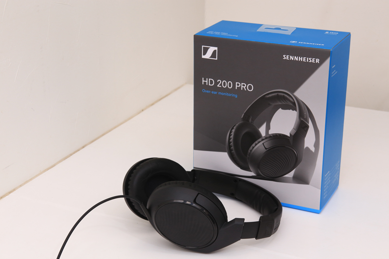 SENNHEISER HD200PRO