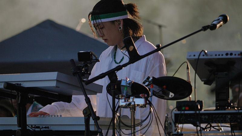 YOASOBI、88rising's Head in the Clouds LA Music & Arts Festivalにて、自身初となるアメリカ公演を成功！