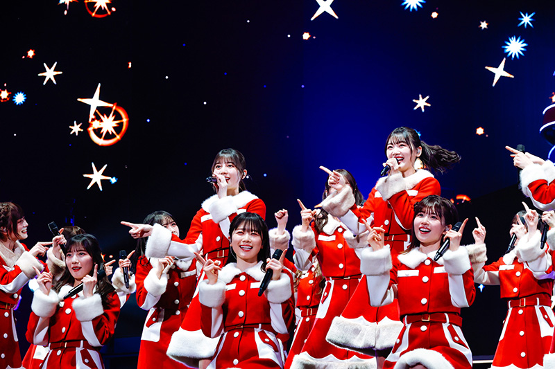 日向坂46、12月18日（日）東京都内の有明アリーナ年末恒例のクリスマスライブで観客を魅了！