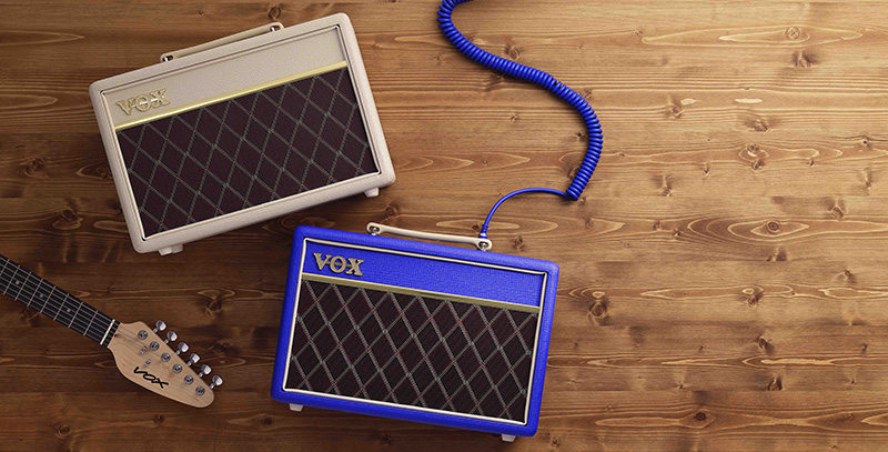 VOX「Pathfinder10 RB(Royal Blue)」と「Pathfinder 10 CB(Cream Brown)」