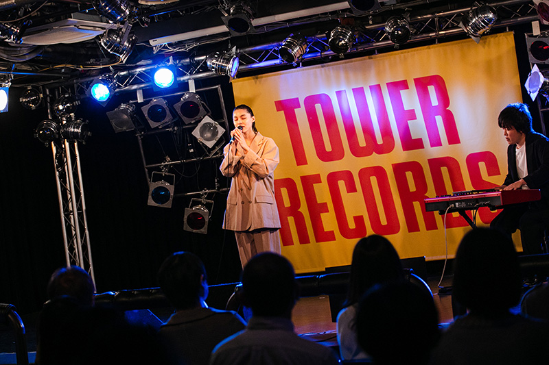 Anonymouz & LMYK、リリースイベント【TVアニメ「ヴィンランド・サガ」SEASON2トーク&ライブを開催!
