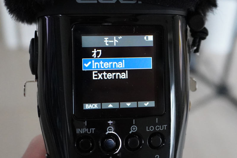 ZOOM M4 MicTrak タイムコードのマスターにする場合は「Internal」