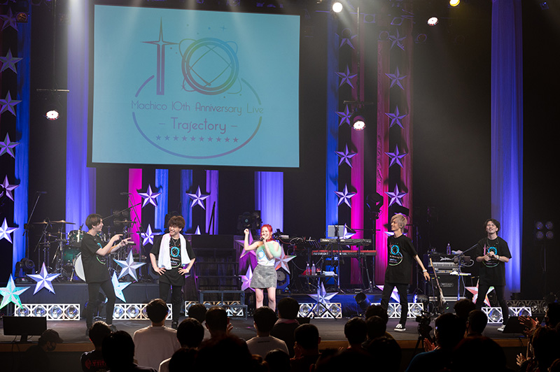 Machico、5月22日に昭和女子大学 人見記念講堂で「10th Anniversary Live ～Trajectory～」を開催！