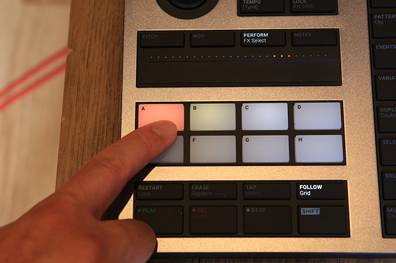 Native Instruments「MASCHINE+」をTuneGate編集部がいち早くレビュー！