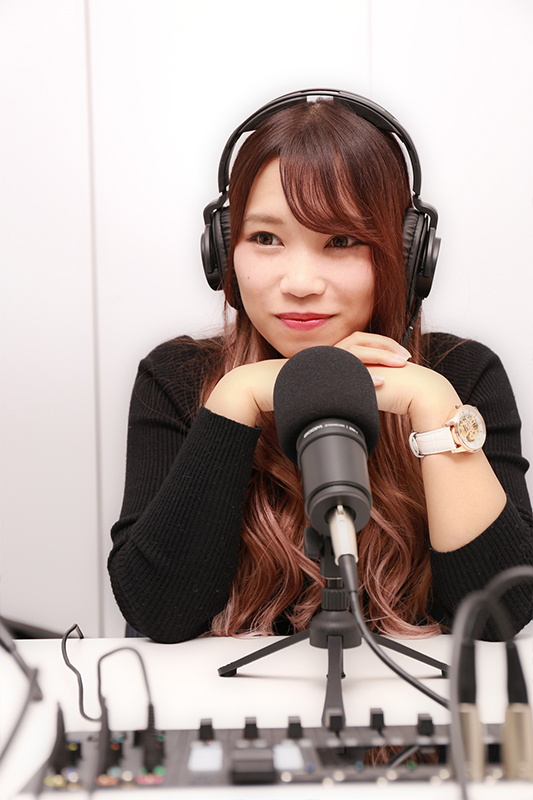 ALDIOUS、ズーム「PodTrak P8」を使ってPodcastを始める！（複数人での配信も超簡単！ マイク、スタンド、ヘッドホンがセットになった別売の「ZDM-1PMP」もオススメ）