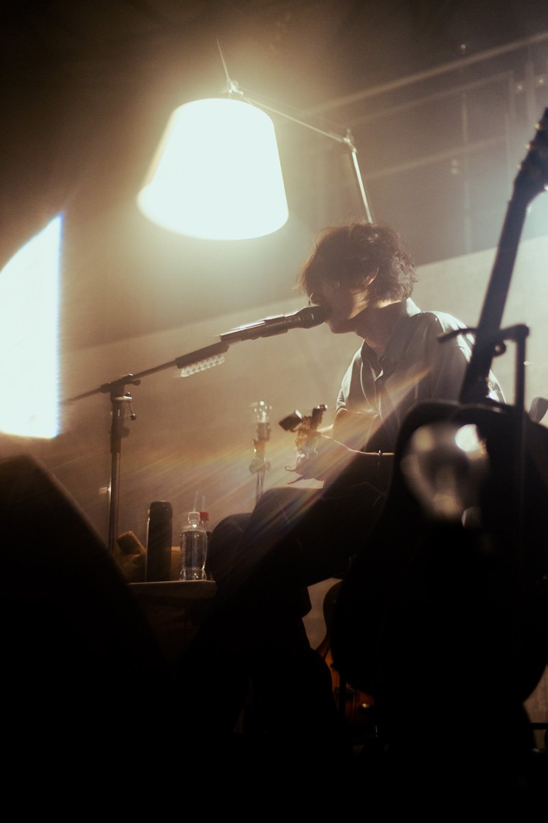 [Alexandros] 川上洋平、12月24日 と25日の２日間、初のソロアコースティックライブ「Yoohei Kawakami's #room665 at Warehouse TERRADA supported by Panasonic」を天王洲・寺田倉庫E HALLで開催！