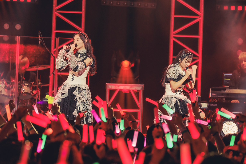 ClariS、約３年８か月ぶりとなるライブハウス公演「ClariS SPRING LIVE 2023〜Neo Sparkle〜」を開催！