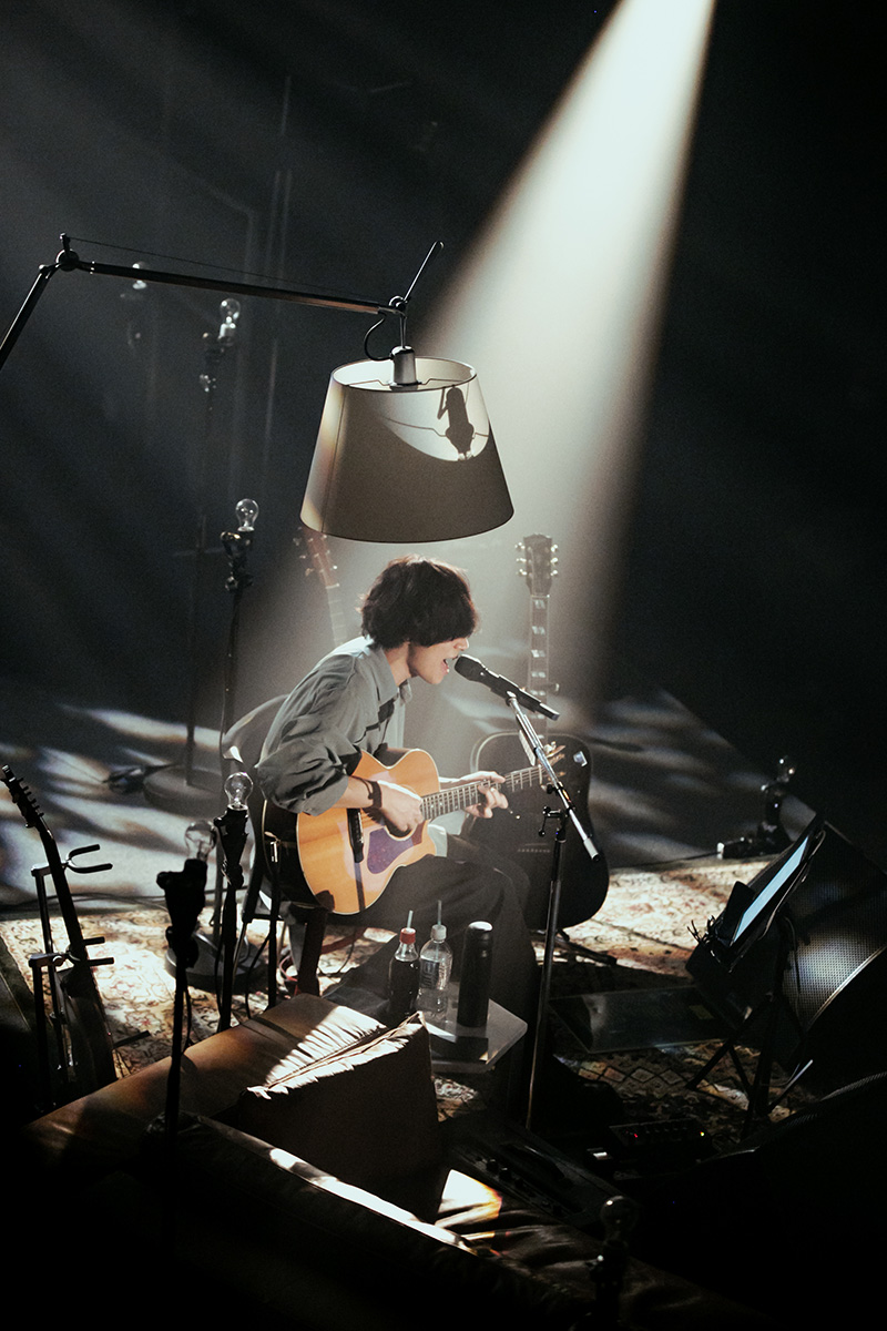 [Alexandros] 川上洋平、12月24日 と25日の２日間、初のソロアコースティックライブ「Yoohei Kawakami's #room665 at Warehouse TERRADA supported by Panasonic」を天王洲・寺田倉庫E HALLで開催！